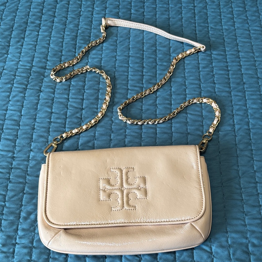 Tory Burch Cream Crossbody Bag with Gold Chain